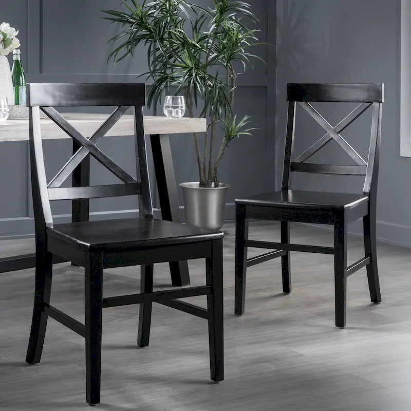 Chaises de salle à manger en bois d'acacia de ferme — Sièges de salle à manger en bois massif