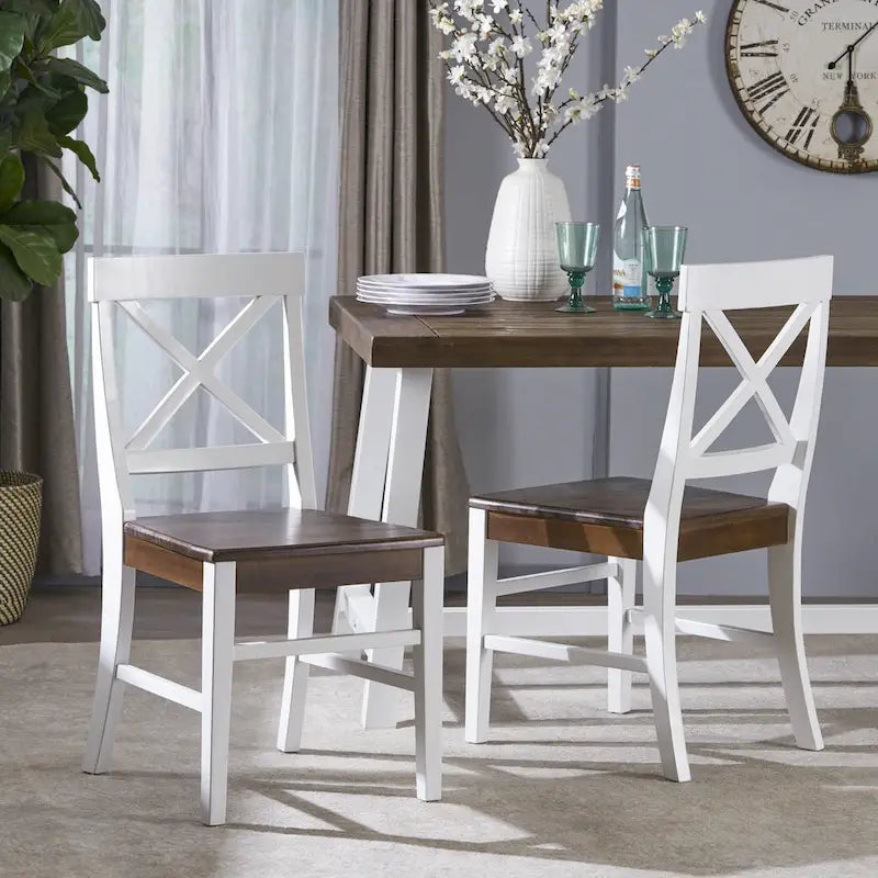 Chaises de salle à manger en bois d'acacia de ferme — Sièges de salle à manger en bois massif