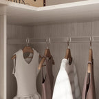 Grande armoire en verre dépoli — Rangement polyvalent
